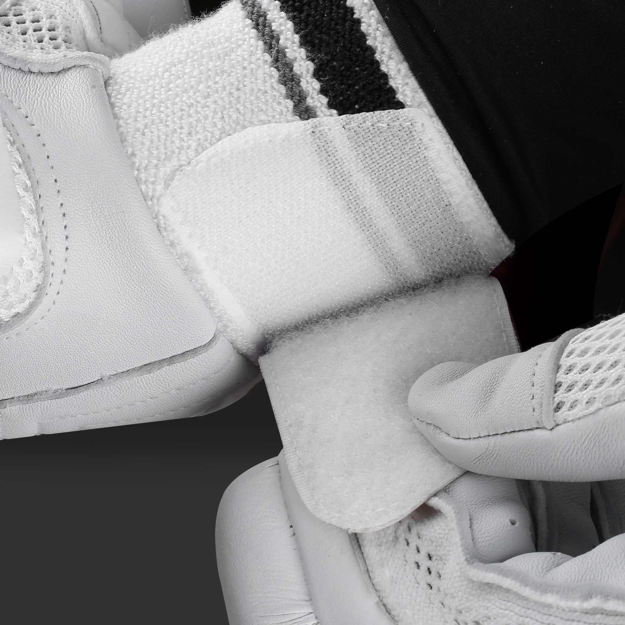 LEGACY 7 STAR - Batting Gloves